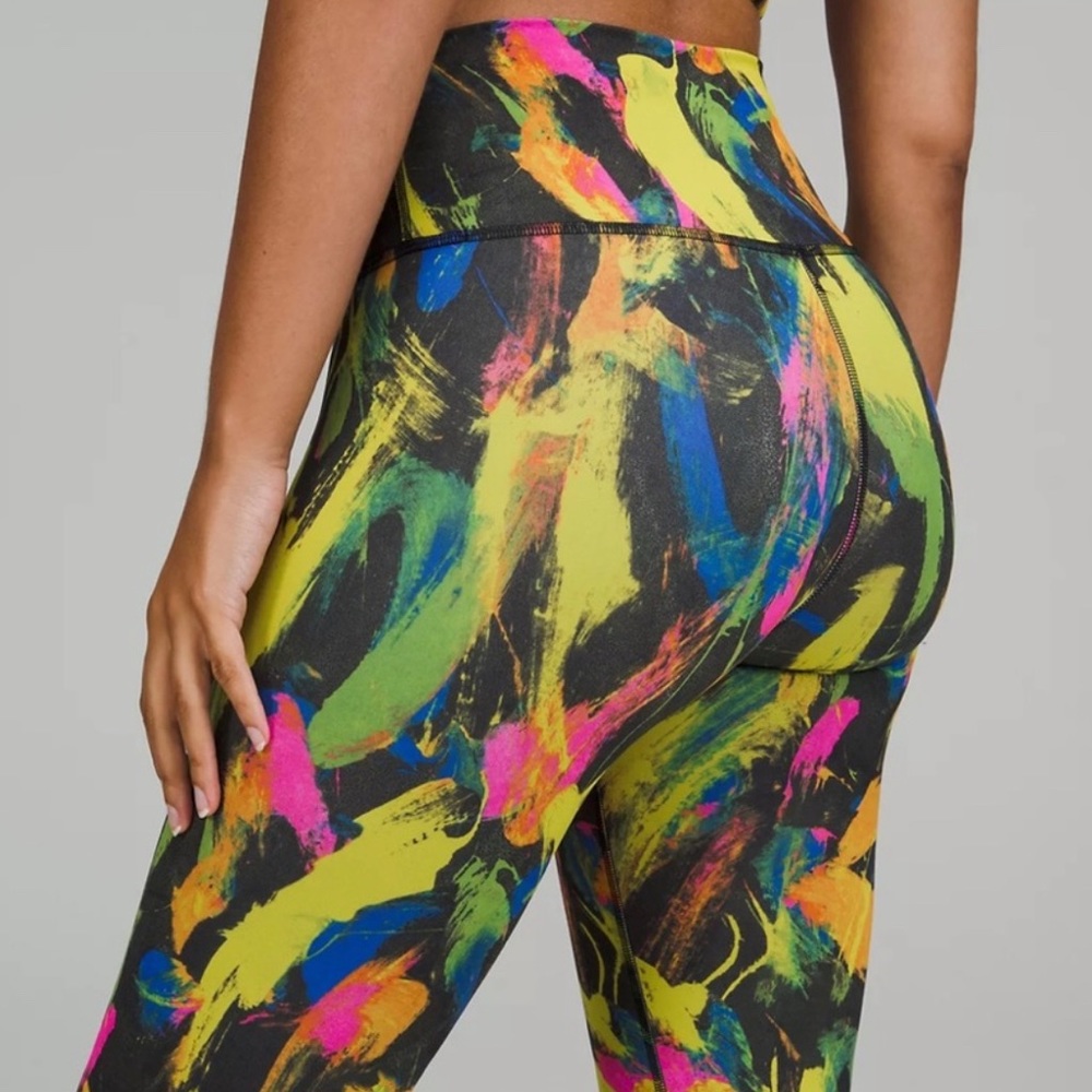 Size 10🍋Lululemon 25” high waisted wunder train leggings undertone black multi